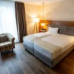 Hotel Restaurant Zum Storchen 4*