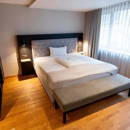 Restaurant Zum Storchen Hotell 3*