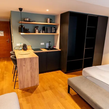 Hotel Restaurant Zum Storchen 4*