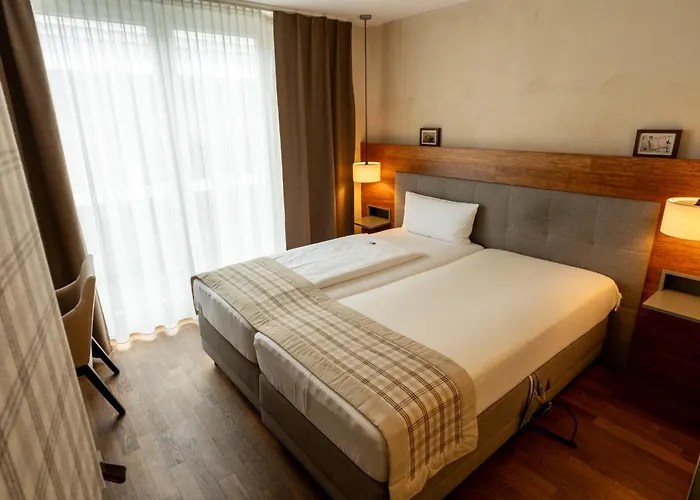 Restaurant Zum Storchen ホテル